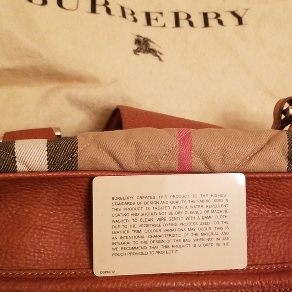 Burberry Duffle Style Pocketbook - Picture 7 of 8